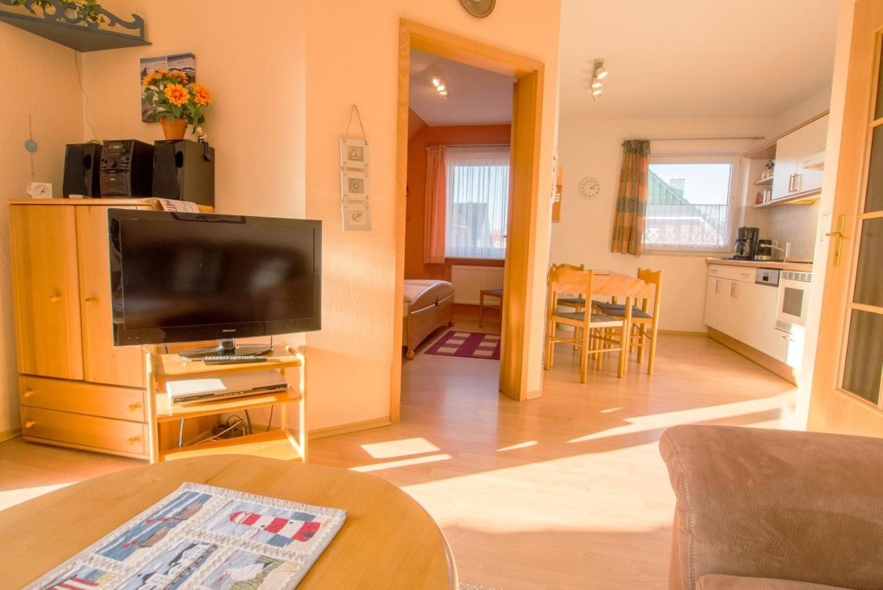 Zur Hanse 3 3 - Lingnau Apartment *